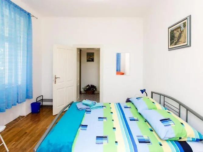 Appartamento Blue & - Two-bedroom With Terrace And Garden View