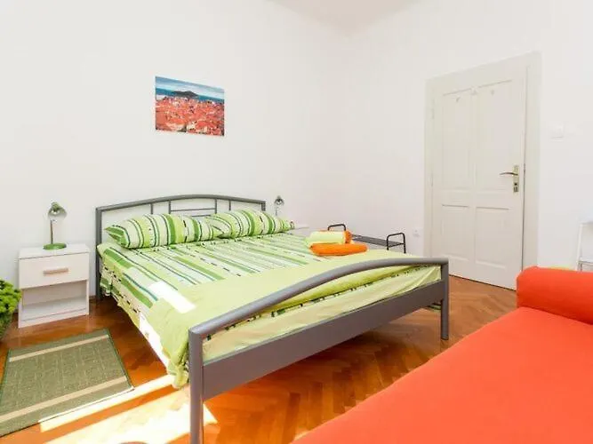 Blue & - Two-bedroom With Terrace And Garden View Dubrovnik