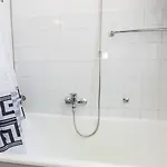 Blue & - Two-bedroom With Terrace And Garden View شقة