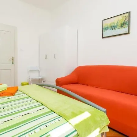 Apartment Blue & - Two-bedroom With Terrace And Garden View *