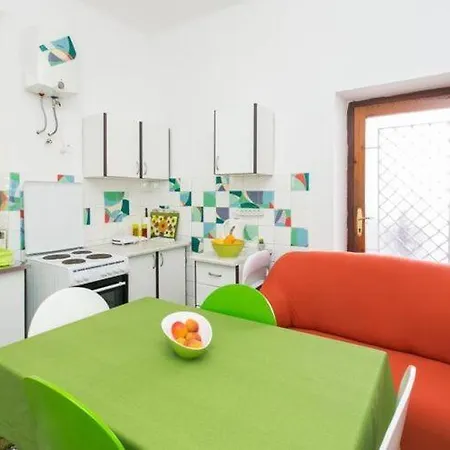 Blue & - Two-bedroom With Terrace And Garden View Apartment *
